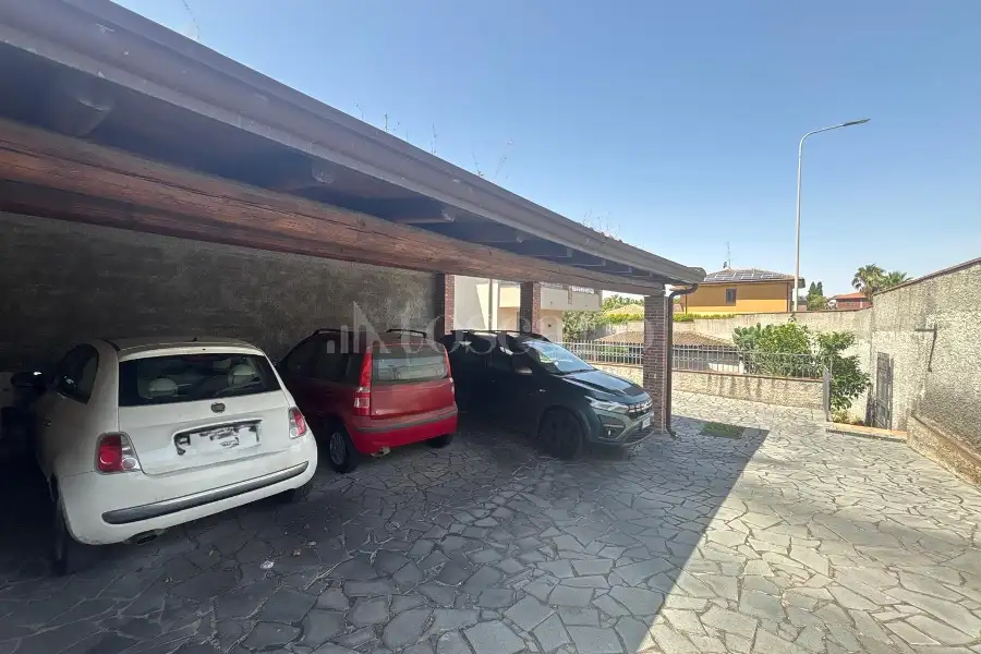 Villa in vendita di 270 mq a €490.000 (rif. 122/2026)