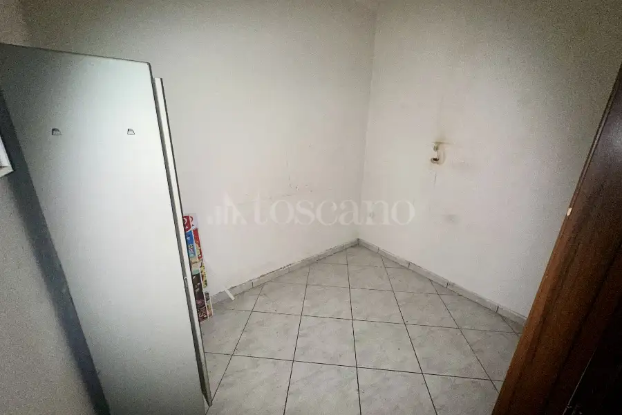 Negozio in affitto di 65 mq a €850 (rif. 40/2024)