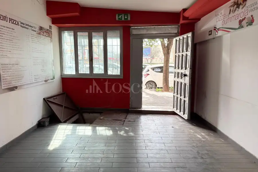 Negozio in vendita di 230 mq a €495.000 (rif. 6/2026)
