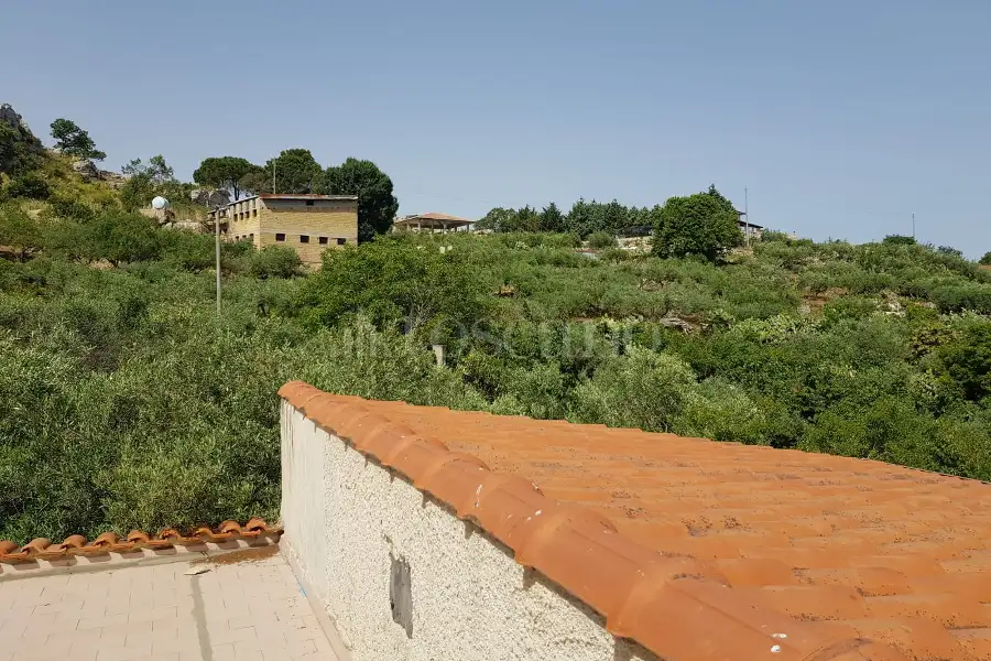 Villa in vendita di 100 mq a €107.000 (rif. 14/2026)