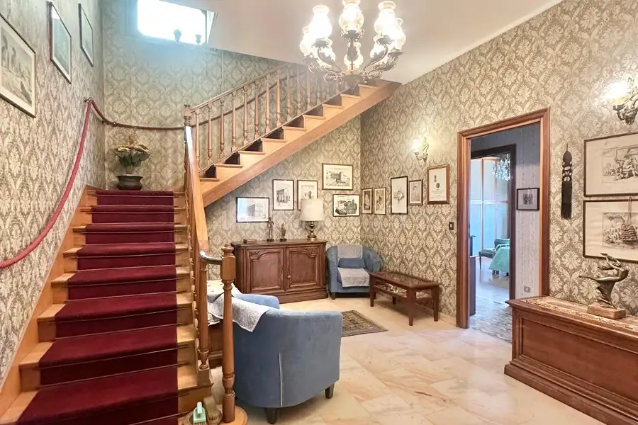 Attico in vendita di 192 mq a €859.000 (rif. 13/2026)
