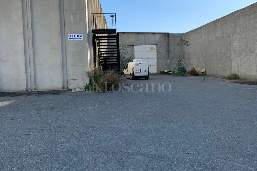 Capannone in affitto di 2.800 mq a €4.300 (rif. 49/2025)