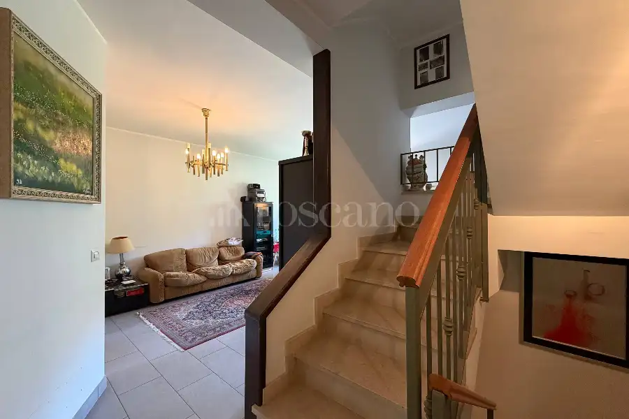 Villino a Schiera in vendita di 158 mq a €348.000 (rif. 121/2026)