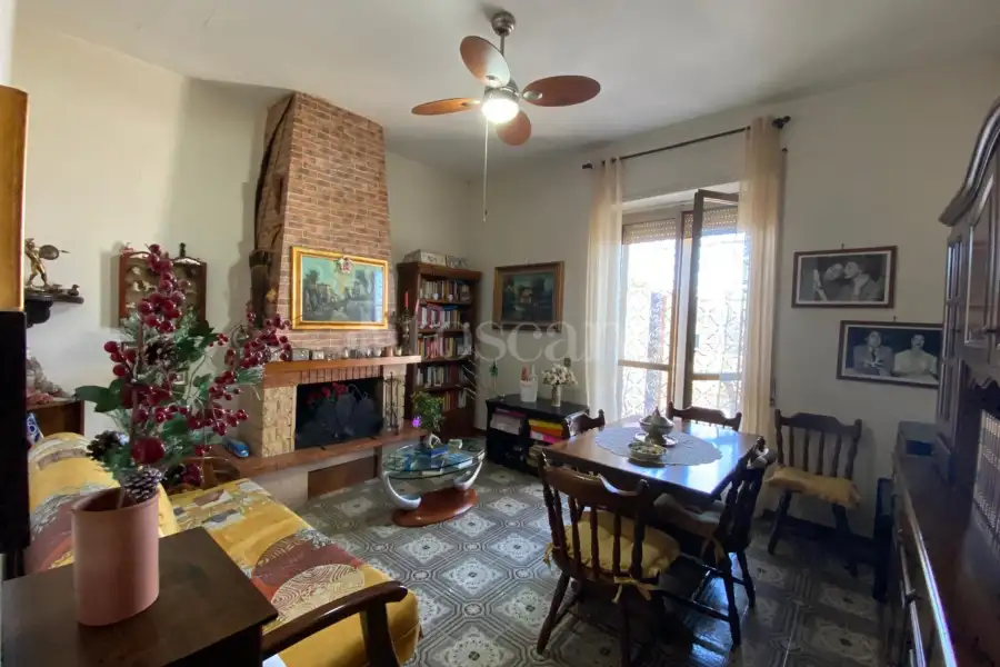 Attico in vendita di 106 mq a €209.000 (rif. 11/2025)