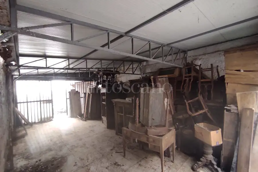 Laboratorio in vendita di 130 mq a €60.000 (rif. 35/2026)