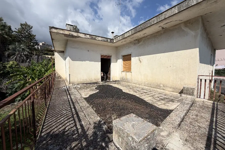 Casa Indipendente in vendita di 177 mq a €148.000 (rif. 209/2025)