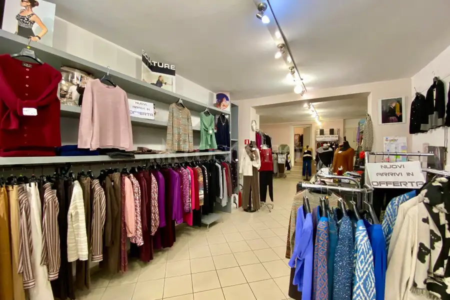 Negozio in vendita di 70 mq a €125.000 (rif. 50/2025)