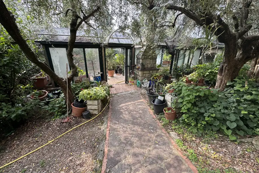 Villa in vendita di 250 mq a €1.350.000 (rif. 9/2026)