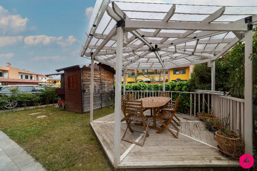 Villino a Schiera in vendita di 181 mq a €299.000 (rif. 57/2026)