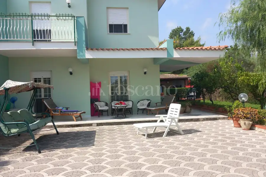 Villa Bifamiliare in vendita di 90 mq a €220.000 (rif. 20/2026)
