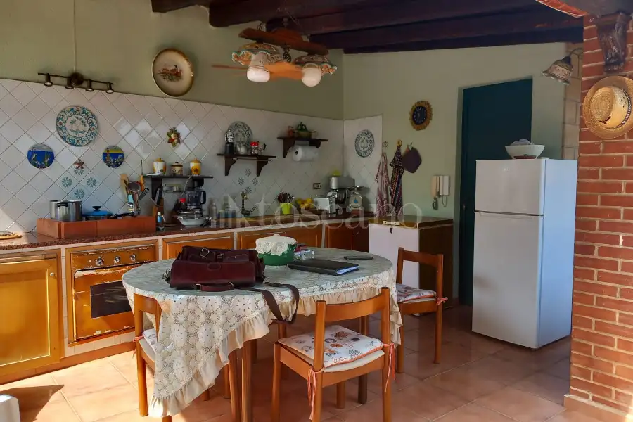Villa Bifamiliare in vendita di 90 mq a €220.000 (rif. 20/2026)