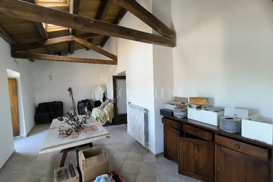 Casa Indipendente in vendita di 230 mq a €179.000 (rif. 41/2026)