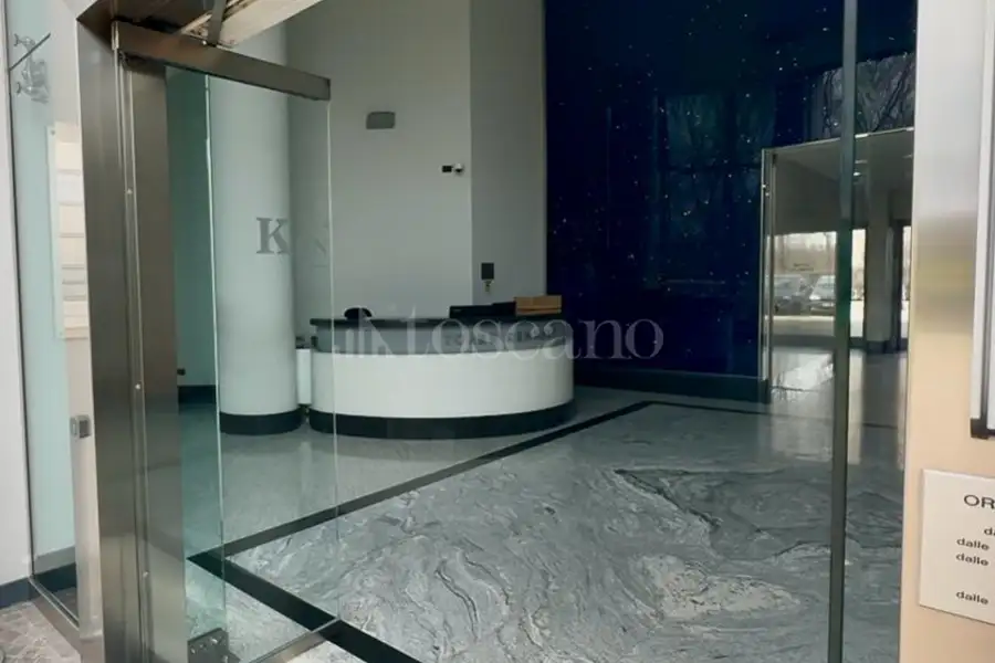 Ufficio in vendita di 115 mq a €350.000 (rif. 7/2026)