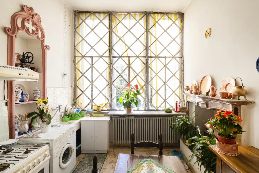 Casale in vendita di 1.000 mq a €1.150.000 (rif. 5/2026)