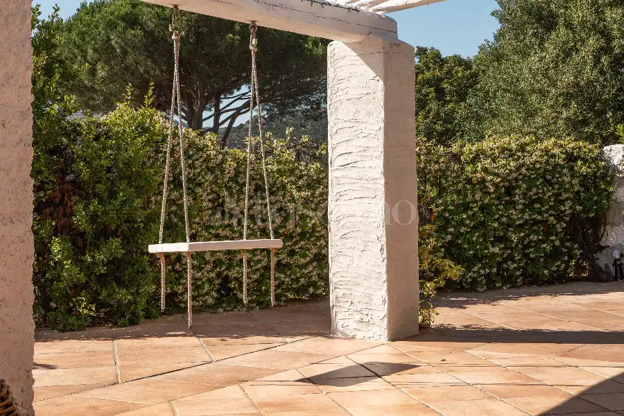 Villa in vendita di 135 mq a €700.000 (rif. 5/2026)