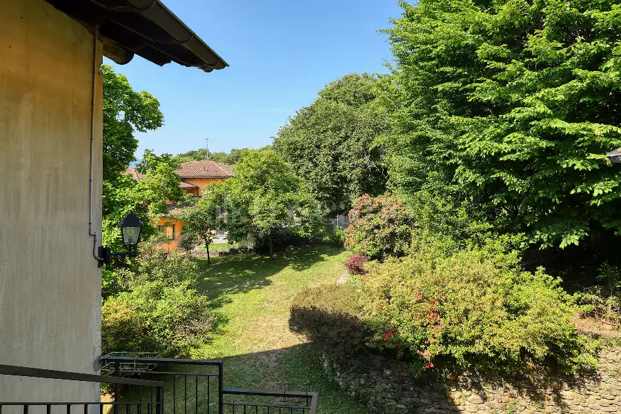 Villa Plurifamiliare in vendita di 310 mq a €515.000 (rif. 161/2026)