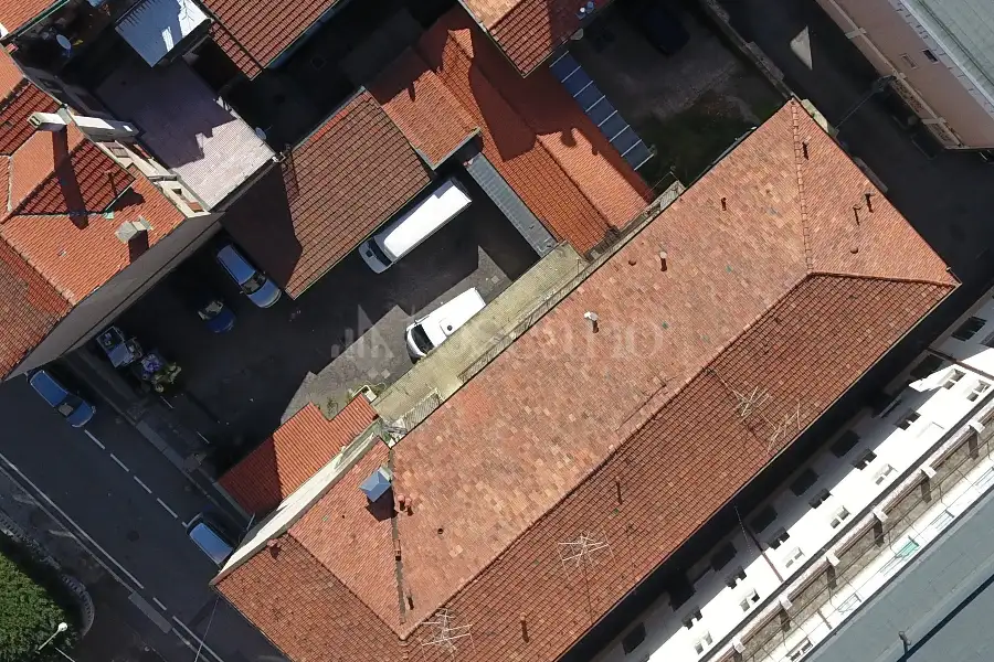 Palazzo in vendita di 1.470 mq trattativa riservata (rif. 123/2026)