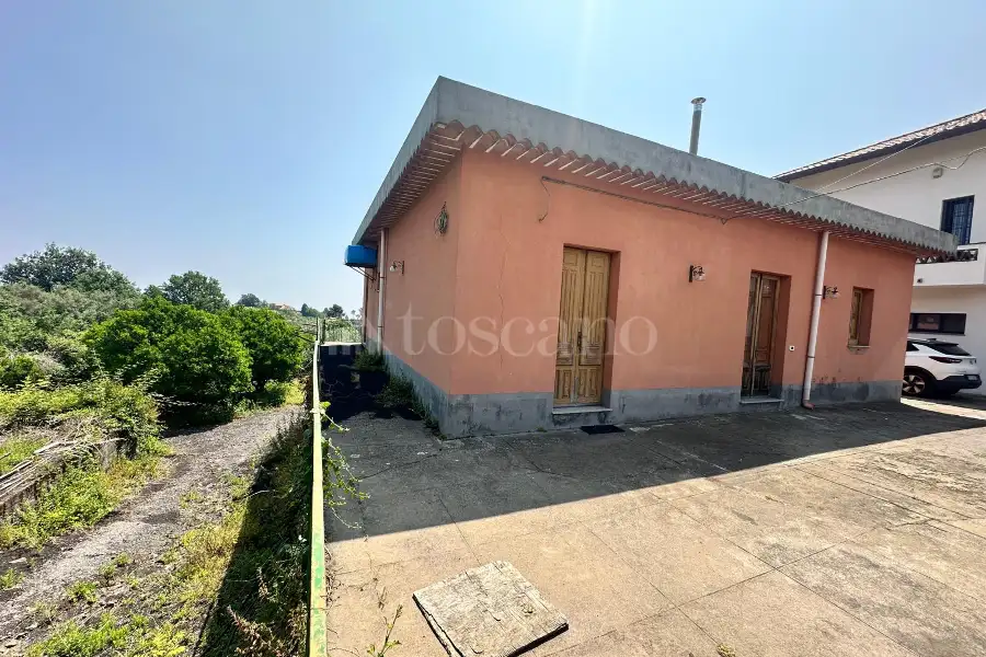 Casa Indipendente in vendita di 137 mq a €65.000 (rif. 115/2025)