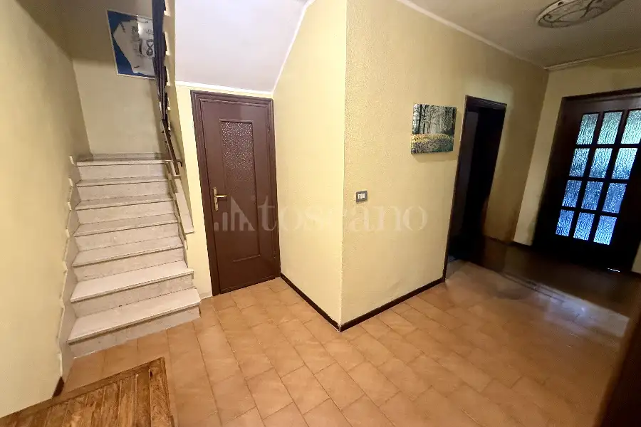 Villa Plurifamiliare in vendita di 210 mq a €315.000 (rif. 35/2026)