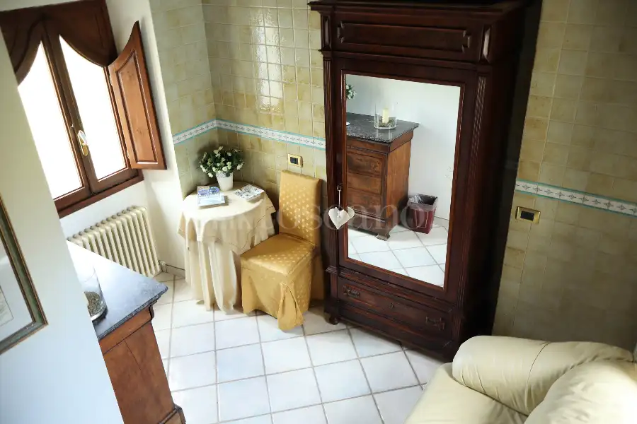 Albergo in vendita di 2.500 mq trattativa riservata (rif. 4/2025)