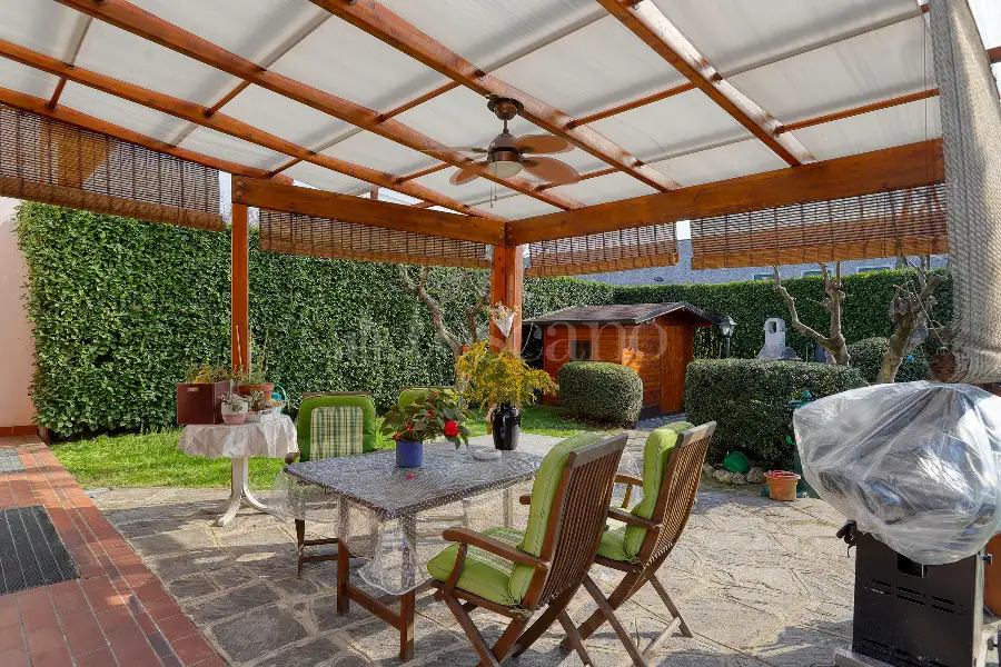 Villino a Schiera in vendita di 240 mq a €430.000 (rif. 133/2026)