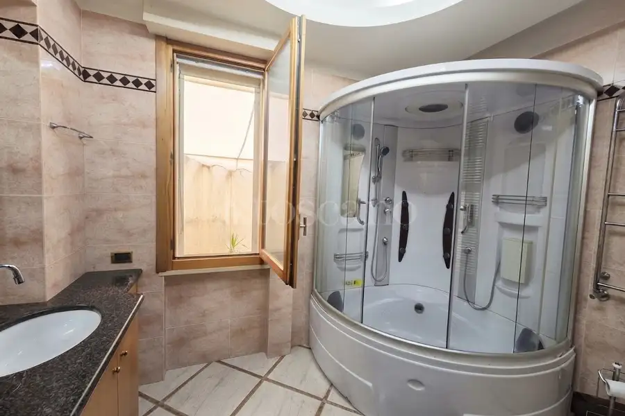 Casa in vendita di 215 mq a €399.000 (rif. 28/2026)