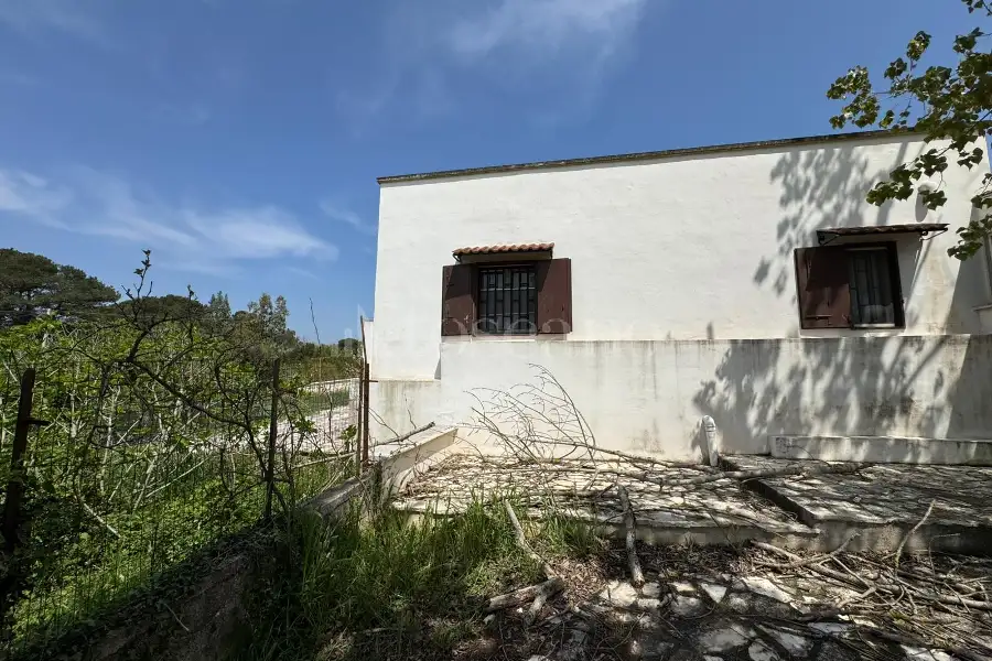 Villa in vendita di 233 mq a €169.000 (rif. 13/2026)