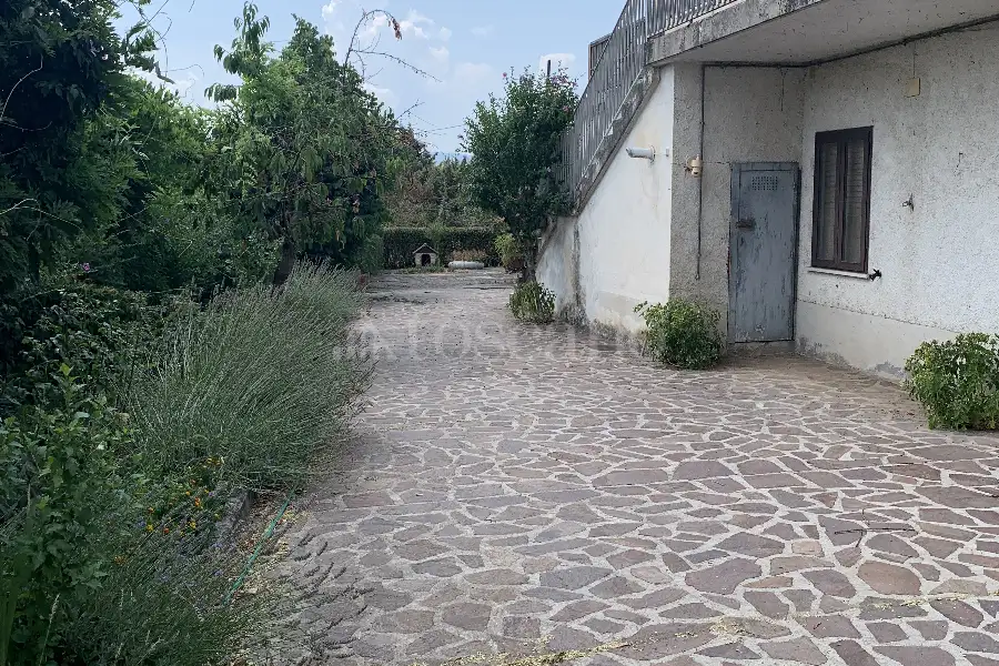 Casa Indipendente in vendita di 150 mq a €180.000 (rif. 20/2024)