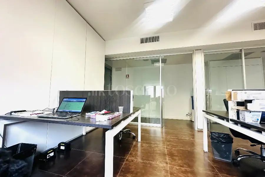Ufficio in affitto di 180 mq a €4.000 (rif. 57/2025)
