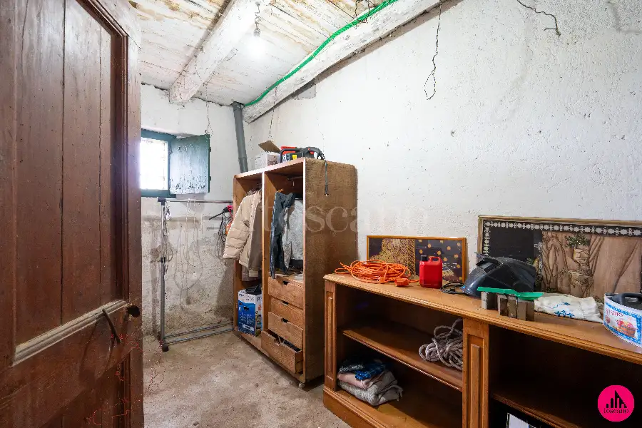 Casale in vendita di 375 mq a €180.000 (rif. 21/2026)