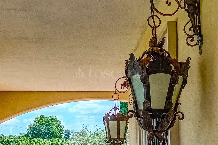 Villa in vendita di 432 mq a €415.000 (rif. 36/2026)