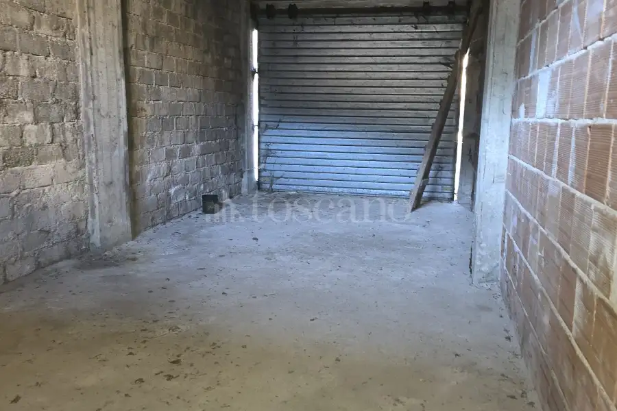Casa Indipendente in vendita di 650 mq a €130.000 (rif. 56/2025)