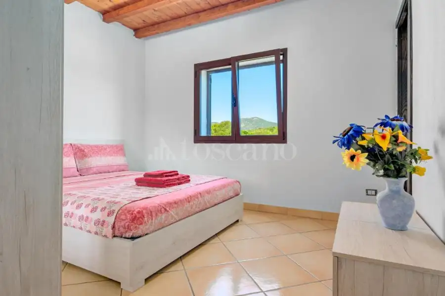 Villa in vendita di 210 mq a €450.000 (rif. 32/2025)
