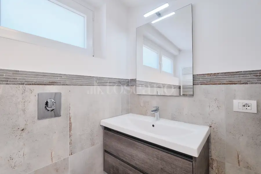 Villa Bifamiliare in vendita di 510 mq a €1.850.000 (rif. 30/2026)