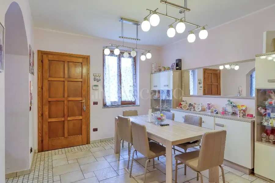 Villa in vendita di 240 mq a €360.000 (rif. 203/2026)