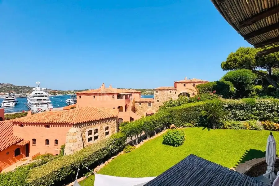 Casa in vendita di 80 mq a €900.000 (rif. 20/2026)
