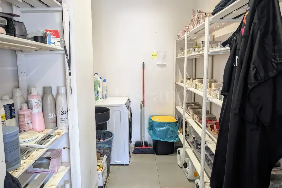 Negozio in vendita di 160 mq a €410.000 (rif. 4/2026)