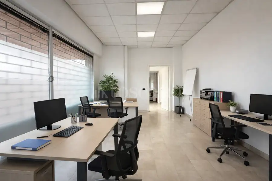 Ufficio in affitto di 45 mq a €700 (rif. 9/2026)