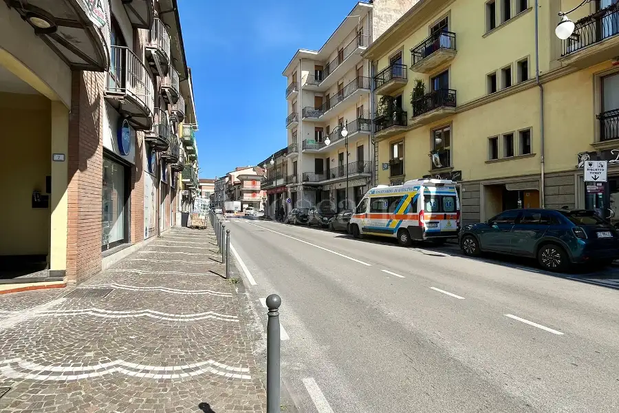 Negozio in affitto di 120 mq a €650 (rif. 29/2026)