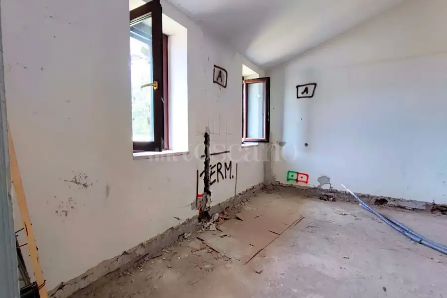 Villa in vendita di 250 mq a €240.000 (rif. 18/2026)