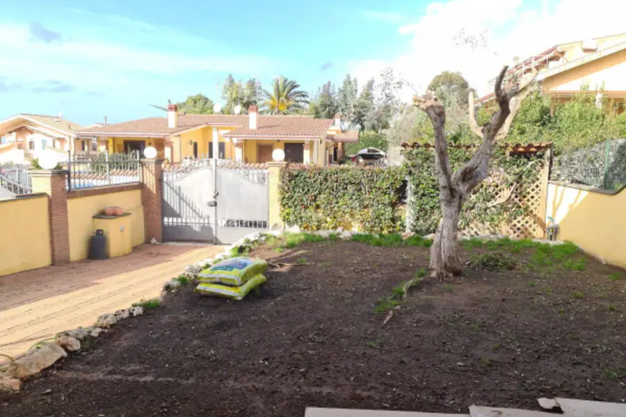 Villa Plurifamiliare in vendita di 100 mq a €179.000 (rif. 2/2026)