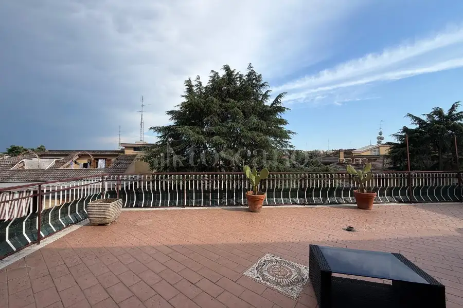 Attico in vendita di 160 mq a €770.000 (rif. 20/2026)