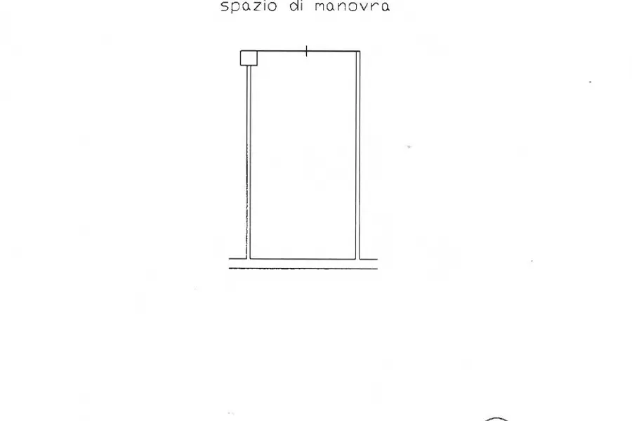 Box in vendita di 18 mq a €35.000 (rif. 66/2026)