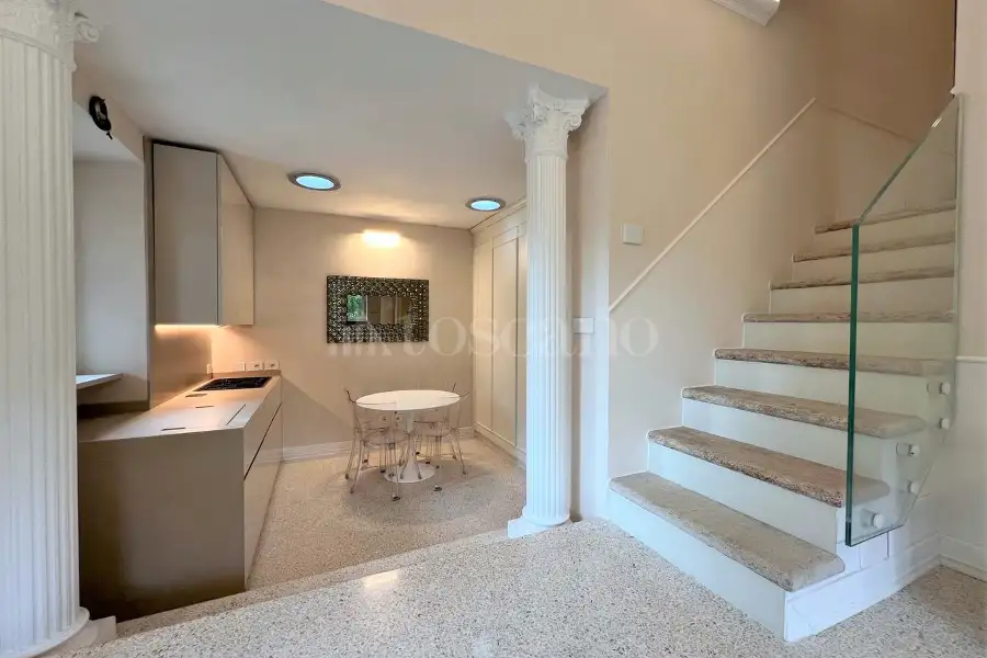 Casa in vendita di 100 mq a €1.200.000 (rif. 21/2024)