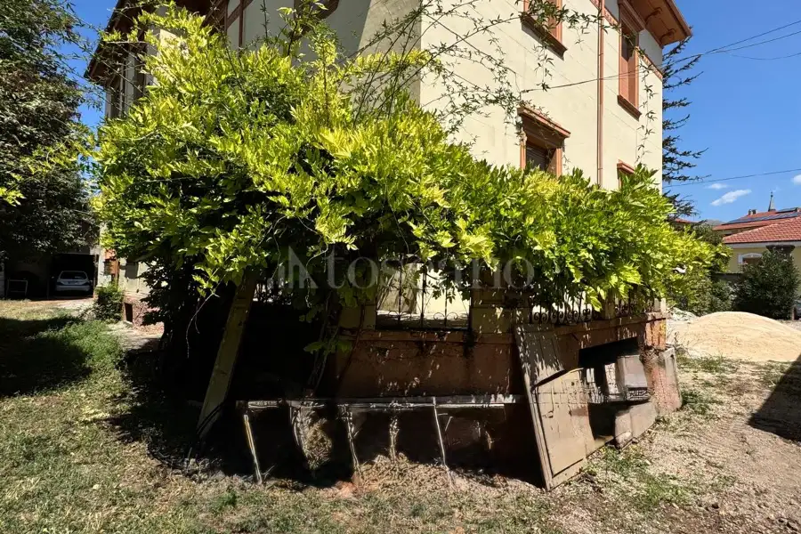 Villa in vendita di 413 mq a €700.000 (rif. 94/2025)