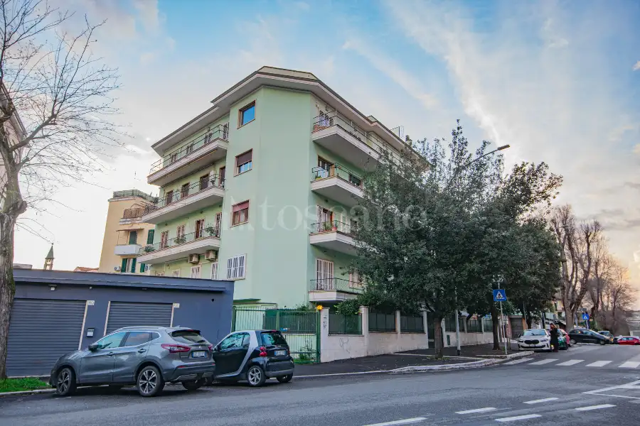 Casa in vendita di 120 mq a €870.000 (rif. 4/2026)