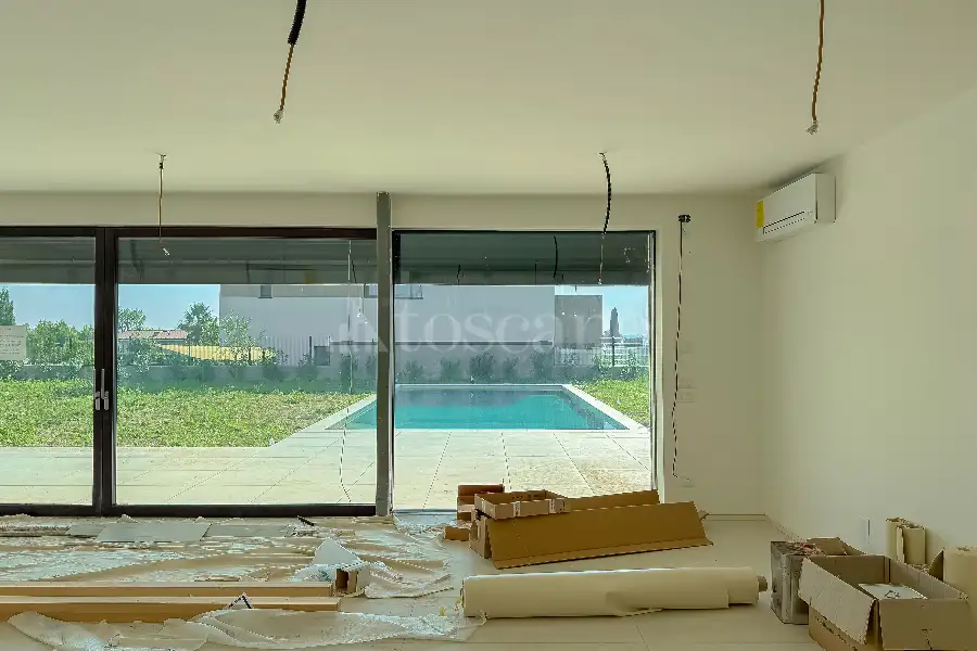 Villa in vendita di 292 mq a €1.590.000 (rif. 12/2025)
