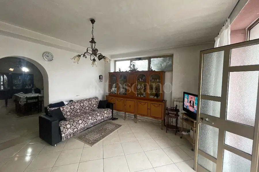 Casa Indipendente in vendita di 185 mq a €89.000 (rif. 35/2024)