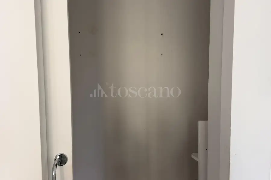 Negozio in affitto di 76 mq a €1.200 (rif. 71/2026)
