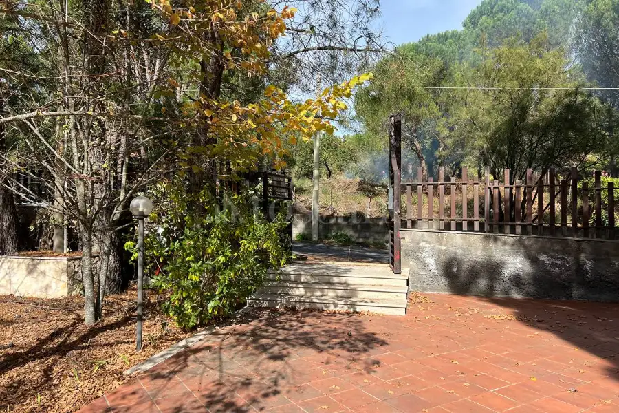 Villa in vendita di 396 mq a €445.000 (rif. 168/2025)